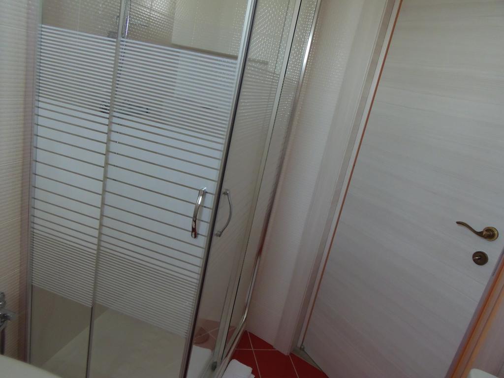 كاستلانيتا B&B Luiro الغرفة الصورة